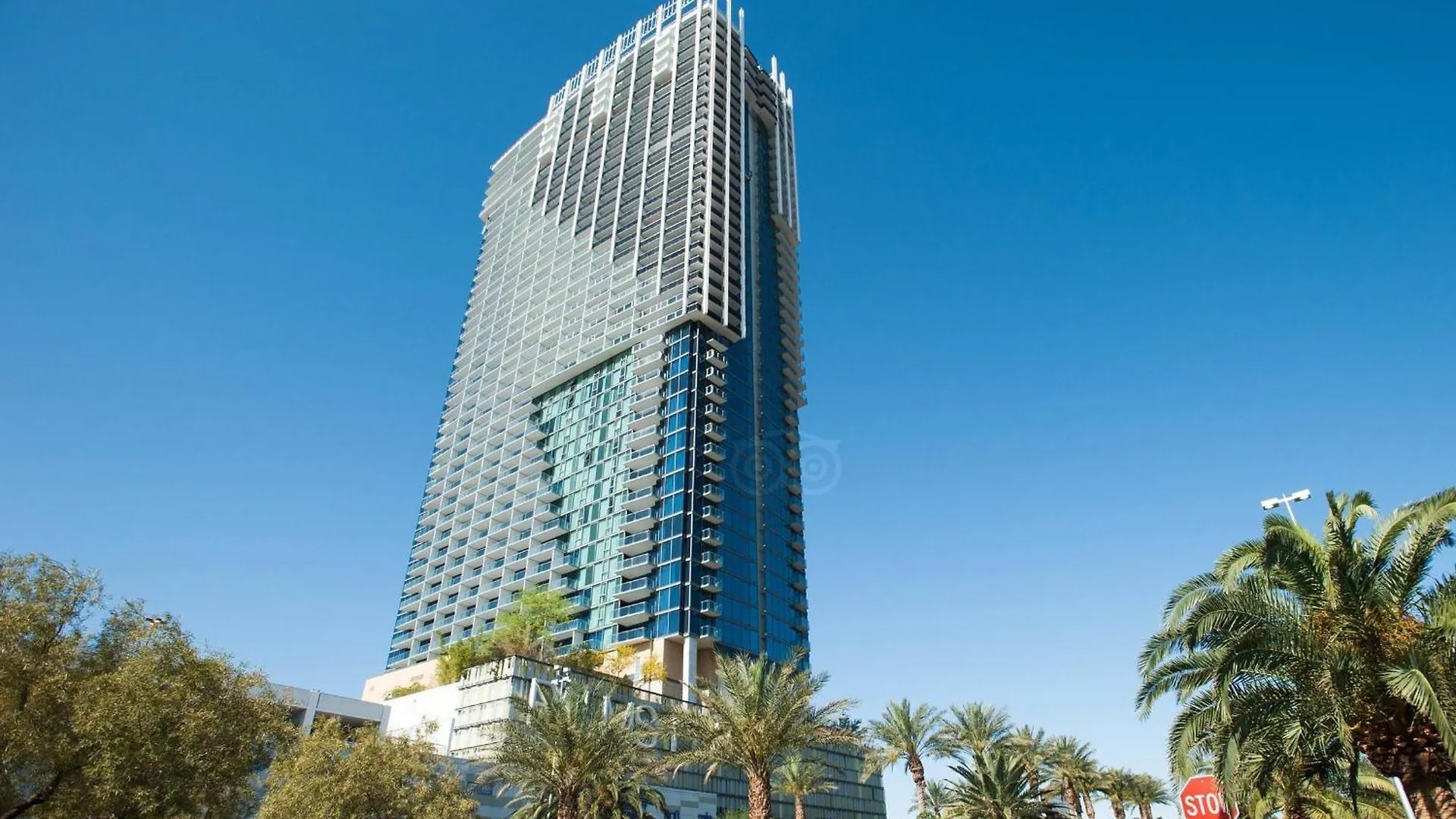 Palms Place- Strip View- High Floor- Free Parking Las Vegas United States
